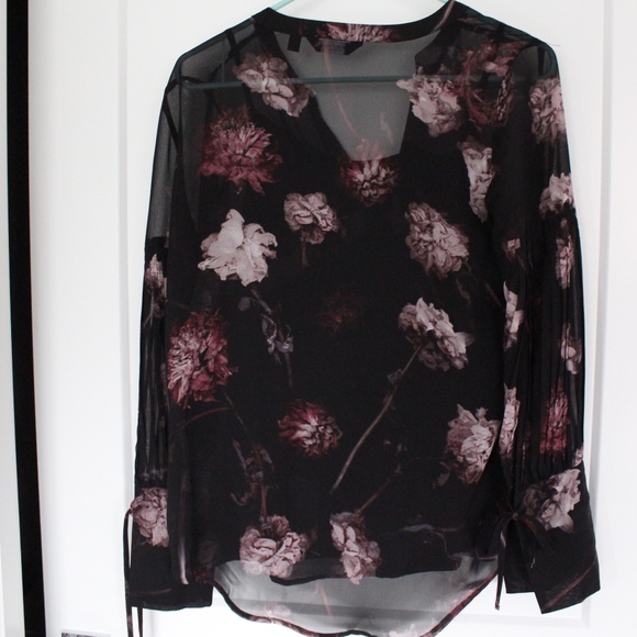 EUC: Vera Wang Blouse and Cami Duo Sz S - Picture 1 of 4
